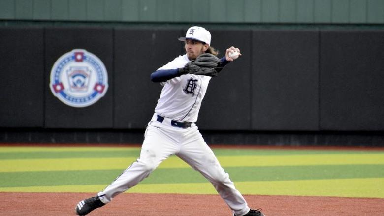 365英国上市杜波依斯分校 sophomore Colby Bodtorf prepares to make a throw to first during a recent home game at Showers Field